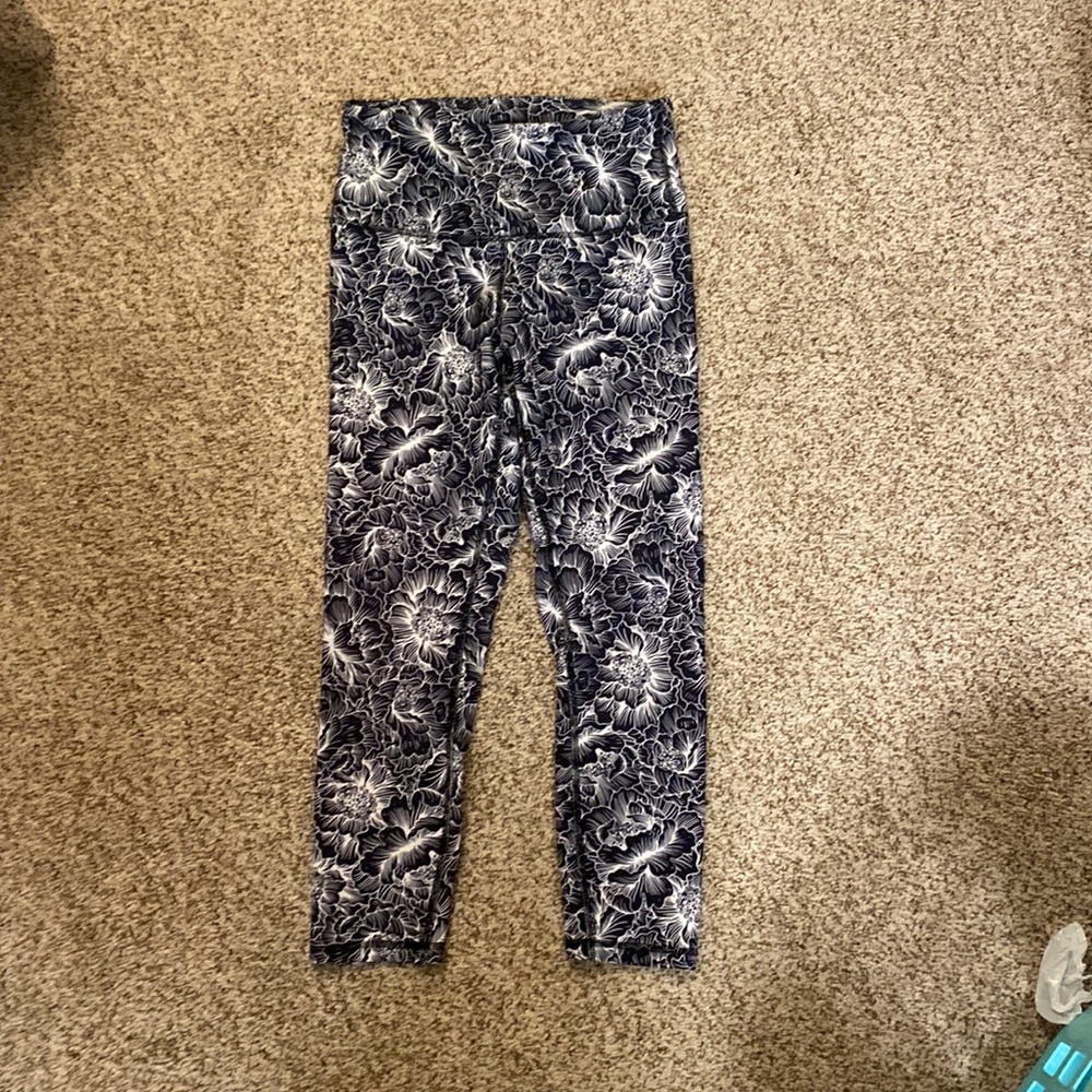 Cropped Athletic Leggings